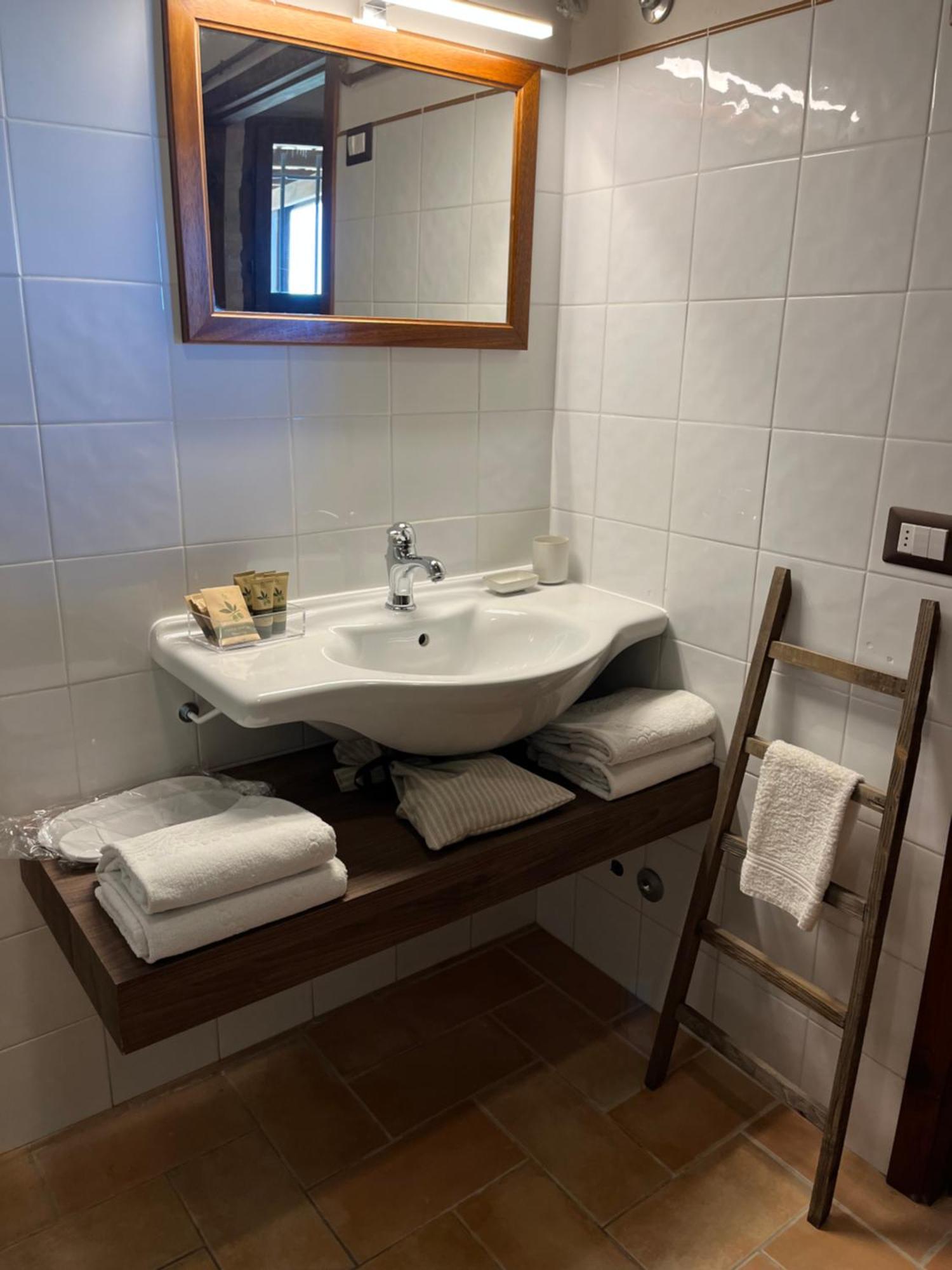 La Capparuccia Apartment Civitanova Marche Bagian luar foto