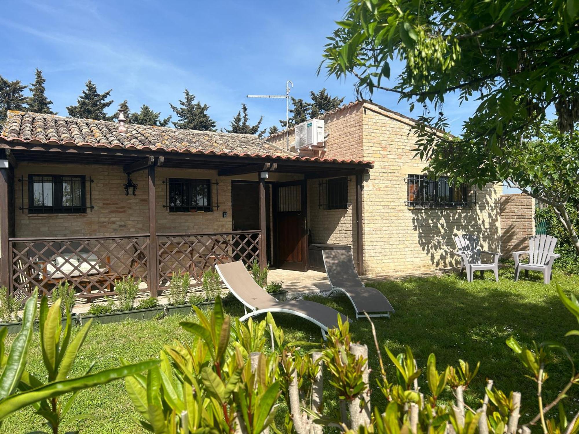 La Capparuccia Apartment Civitanova Marche Bagian luar foto
